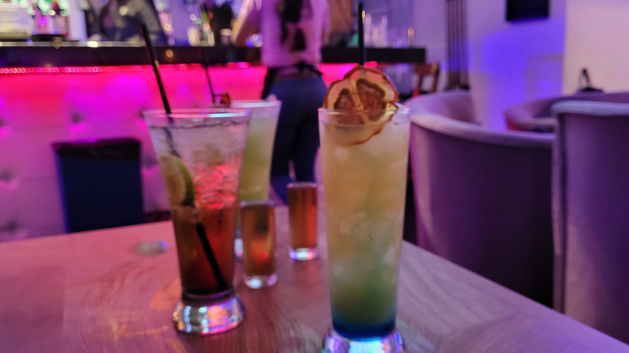 A night out in Colombia — where the dating drink-safety rules matter most
